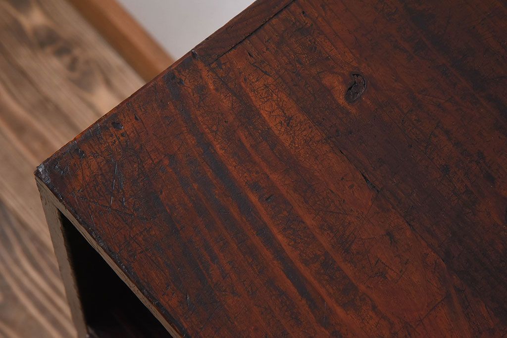 アンティーク家具　結霜ガラス入り!古い木製の収納棚(下駄箱)