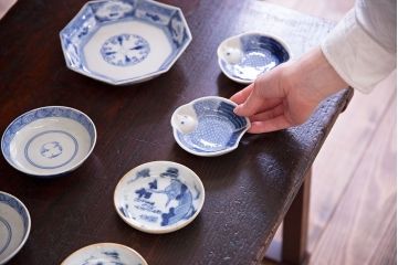 アンティーク家具　使いこまれた味わい　古民具・骨董　明治大正期の古い文机