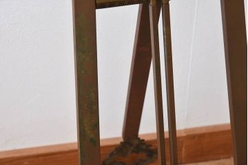 アンティーク雑貨　中古　ビンテージ　真鍮　イタリア製　ロココ様式　特大イーゼル
