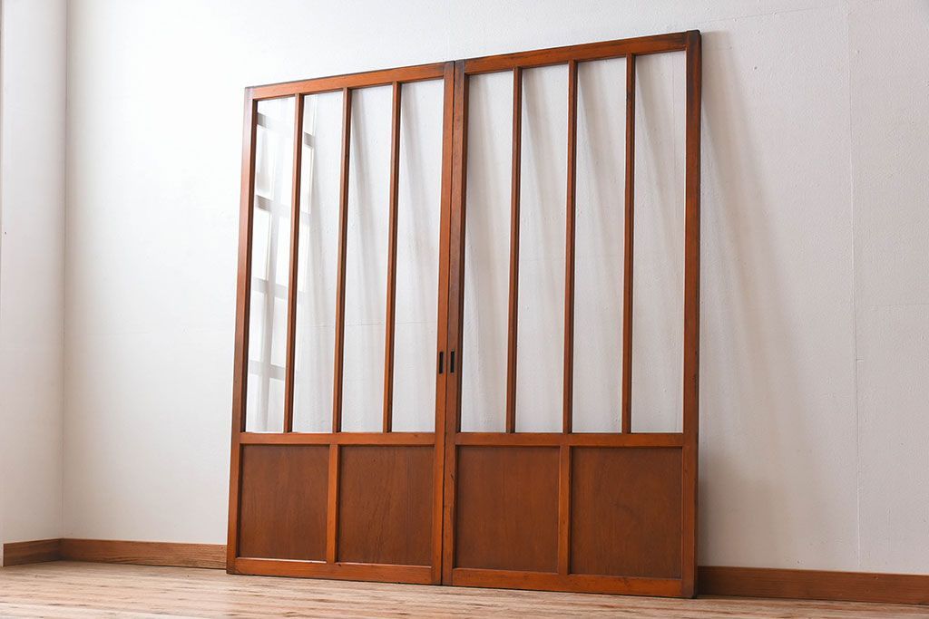 和製アンティーク　レトロな古い木のガラス戸2枚セット(2)