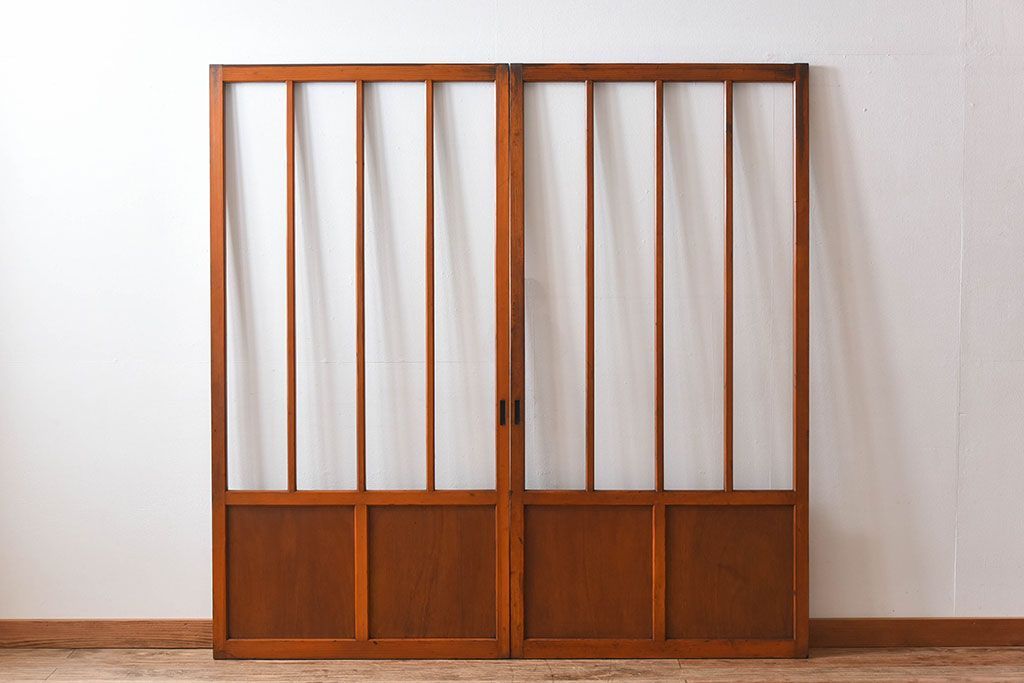 和製アンティーク　レトロな古い木のガラス戸2枚セット(2)