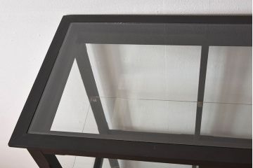 アンティーク家具　アンティーク　脚付き　縦型　上品なペイントガラスケース(2)