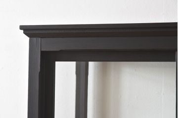アンティーク家具　アンティーク　脚付き　縦型　上品なペイントガラスケース(2)