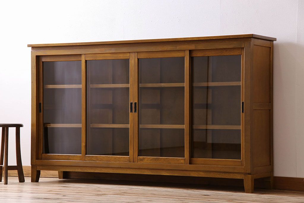 レトロ家具　昭和レトロ　脚付き!古い木製のサイドボード(収納棚)