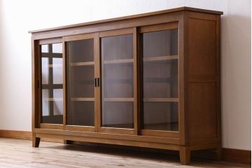 レトロ家具　昭和レトロ　脚付き!古い木製のサイドボード(収納棚)