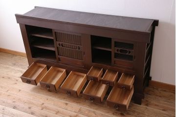 アンティーク家具　古民具・骨董　六尺　脚付き!水屋箪笥サイドボード(3)
