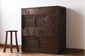 アンティーク家具　明治大正期　古民具・骨董　前面檜材　かくし付き!関西帳場箪笥(1)