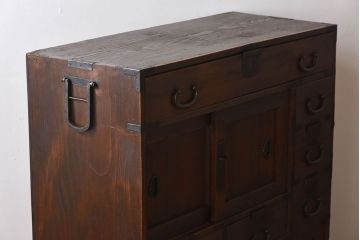 アンティーク家具　明治大正期　古民具・骨董　前面檜材　かくし付き!関西帳場箪笥(1)