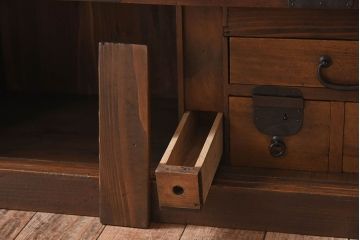 アンティーク家具　明治大正期　古民具・骨董　前面檜材　かくし付き!関西帳場箪笥(1)