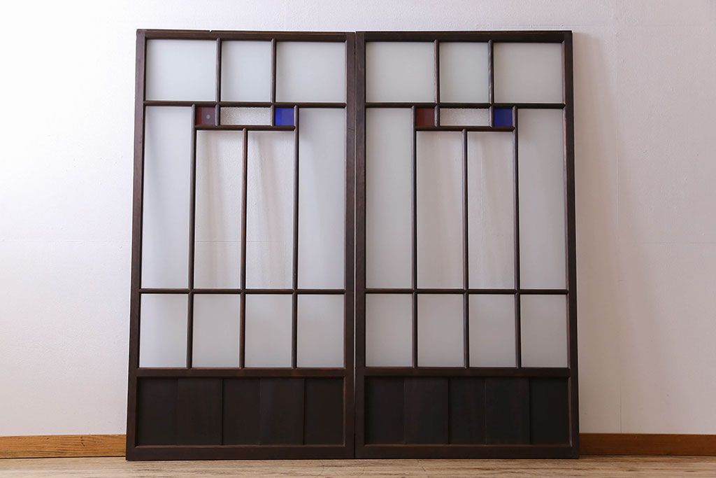 モダンなアンティークガラス戸2枚セット　当時物色ガラス入り