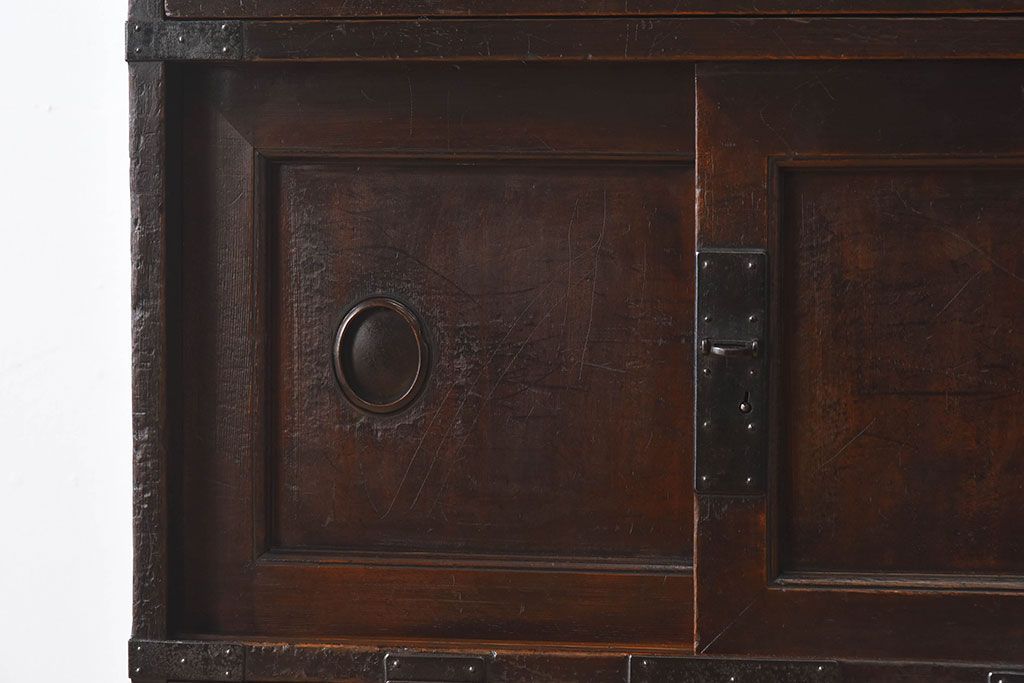 アンティーク家具　明治大正期　古民具・骨董　前面檜材　かくし付き!関西帳場箪笥(2)