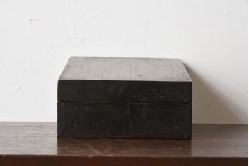アンティーク雑貨　古民具・骨董　明治大正期　古い木製の台形型小物収納箱
