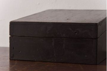 アンティーク雑貨　古民具・骨董　明治大正期　古い木製の台形型小物収納箱