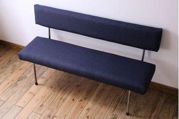 レトロ家具　ビンテージ　1970年　レトロなアイアンレッグベンチソファ(1)