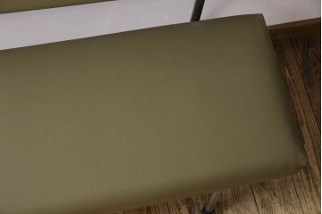 レトロ家具　ビンテージ　1970年　レトロなアイアンレッグベンチソファ(2)