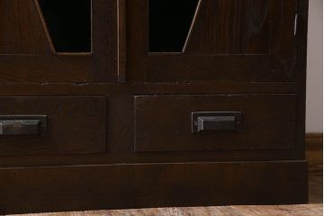 アンティーク家具　色ガラス入り!おしゃれなデザインのアンティーク本箱(ブックケース)　和製アンティーク