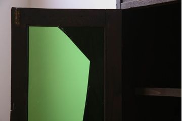 アンティーク家具　色ガラス入り!おしゃれなデザインのアンティーク本箱(ブックケース)　和製アンティーク