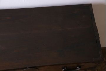 アンティーク家具　丸金具付き　和製アンティーク　前面欅材製の帳場箪笥