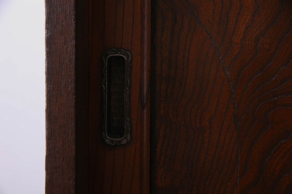 アンティーク家具　丸金具付き　和製アンティーク　前面欅材製の帳場箪笥