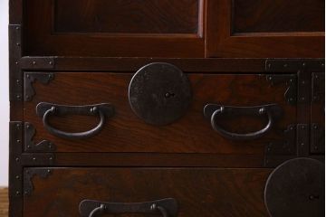 アンティーク家具　丸金具付き　和製アンティーク　前面欅材製の帳場箪笥