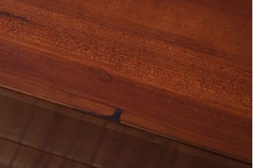 アンティーク家具　和モダン　欅玉杢材　漆塗り　古い衣装箪笥ローボード(1)