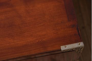 アンティーク家具　和モダン　欅玉杢材　漆塗り　古い衣装箪笥ローボード(1)