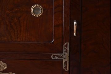 アンティーク家具　和モダン　欅玉杢材　漆塗り　古い衣装箪笥ローボード(2)