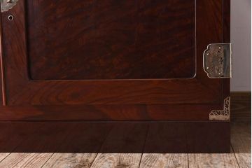 アンティーク家具　和モダン　欅玉杢材　漆塗り　古い衣装箪笥ローボード(3)