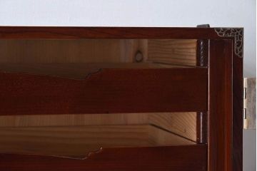 アンティーク家具　和モダン　欅玉杢材　漆塗り　古い衣装箪笥ローボード(3)
