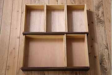 アンティーク家具　天板ナラ材　アンティーク 古い木製のくすんだ水色ペイント片袖机