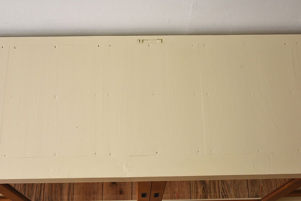 アンティーク家具　アンティークペイント　4枚引き戸　ガラス戸のおしゃれなローボード