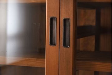 アンティーク家具　アンティークペイント　4枚引き戸　ガラス戸のおしゃれなローボード