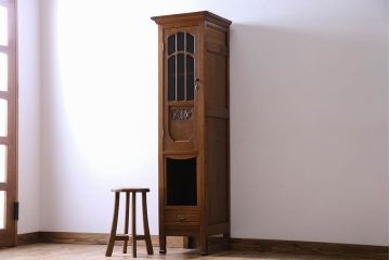 アンティーク家具　オーク材　英国アンティーク　縦型キャビネット(2)