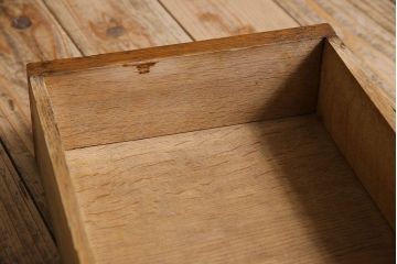 アンティーク家具　オーク材　英国アンティーク　縦型キャビネット(2)