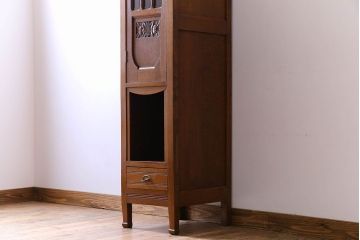 アンティーク家具　オーク材　英国アンティーク　縦型キャビネット(2)