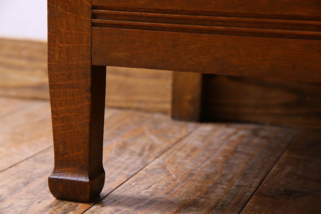 アンティーク家具　オーク材　英国アンティーク　縦型キャビネット(2)