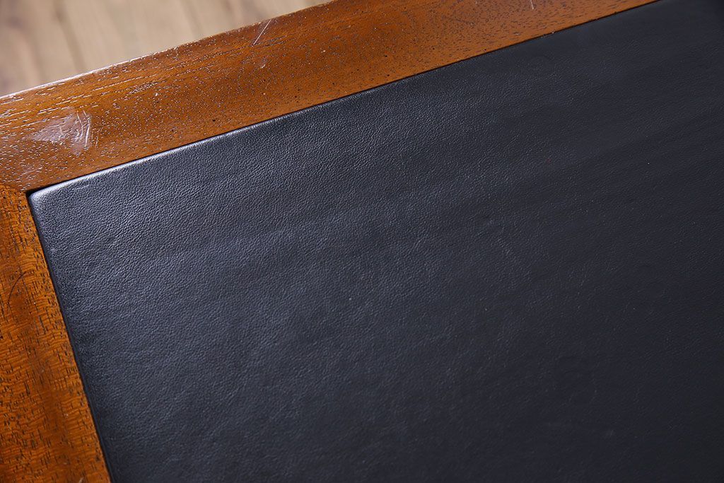 ドレクセルヘリテイジJAPAN　Triune(トライユン)　デスク(机、在宅ワーク、在宅用)(定価約75万円)