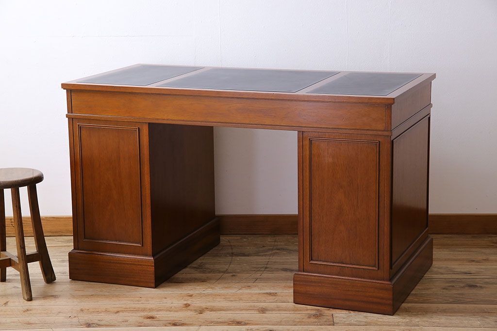 ドレクセルヘリテイジJAPAN　Triune(トライユン)　デスク(机、在宅ワーク、在宅用)(定価約75万円)