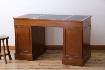 ドレクセルヘリテイジJAPAN　Triune(トライユン)　デスク(机、在宅ワーク、在宅用)(定価約75万円)