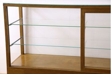 アンティーク家具　ナラ材　アンティーク　脚付き　ガラスケース