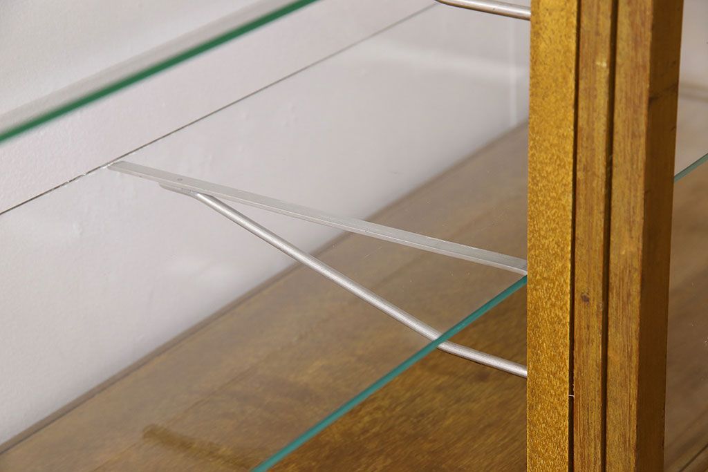 アンティーク家具　ナラ材　アンティーク　脚付き　ガラスケース