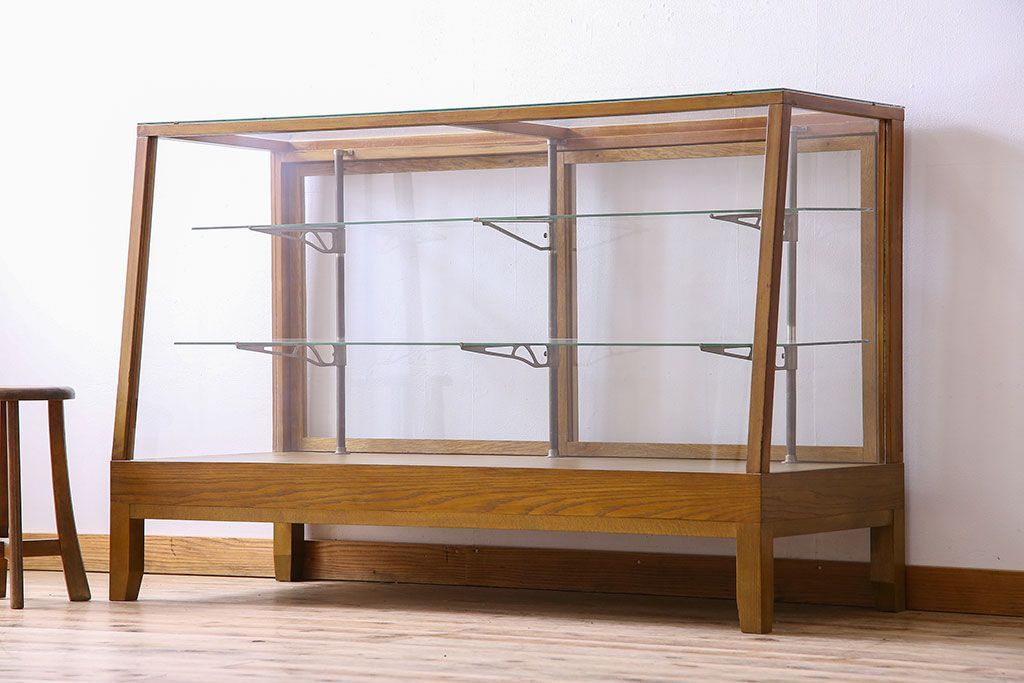 アンティーク家具　脚付き!シンプルなアンティークガラスケース(ショーケース)(2)