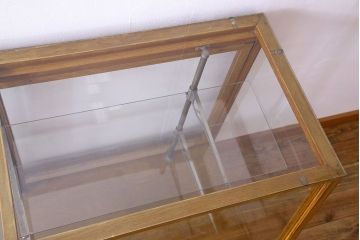 アンティーク家具　脚付き!シンプルなアンティークガラスケース(ショーケース)(2)