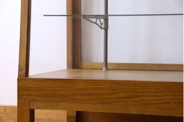 アンティーク家具　脚付き!シンプルなアンティークガラスケース(ショーケース)(2)