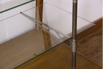 アンティーク家具　脚付き!シンプルなアンティークガラスケース(ショーケース)(2)