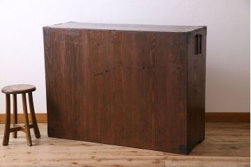 アンティーク家具　上手物　共縁　明治期　かくし付き!前面欅材のアンティーク仙台箪笥(衣装箪笥)