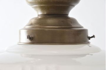 プレスガラスがきれいな特大サイズのアンティーク天井照明