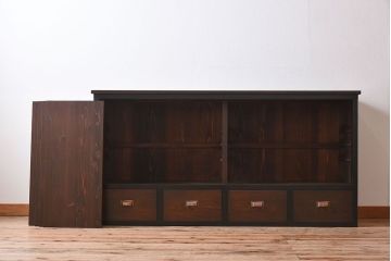 アンティーク家具　アンティーク　ゆらゆらガラス戸のおしゃれなローボード
