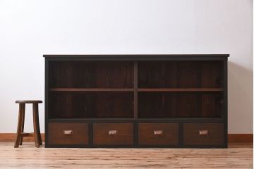 アンティーク家具　アンティーク　ゆらゆらガラス戸のおしゃれなローボード