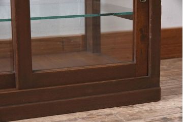 アンティーク家具　古い木製の小ぶりなアンティーク卓上ショーケース(ガラスケース)